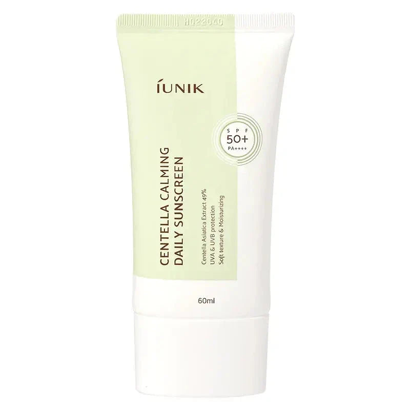 Nomierinošs saules aizsargkrēms ar Āzijas centellu iUNIK Centella Calming Daily Sunscreen
