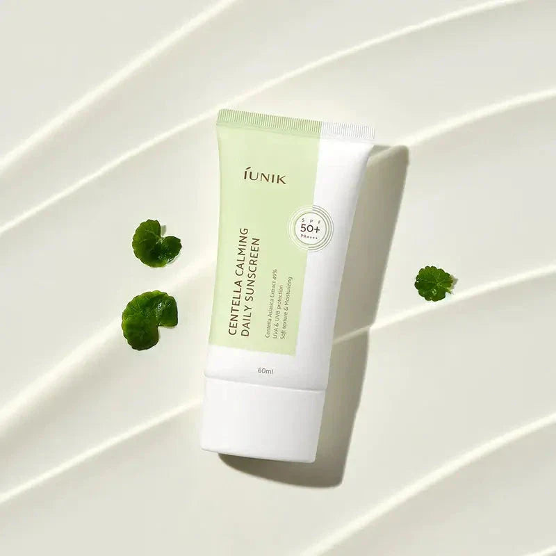 Nomierinošs saules aizsargkrēms ar Āzijas centellu iUNIK Centella Calming Daily Sunscreen